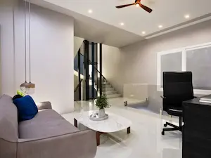 First floor lounge at Madhura Gardens